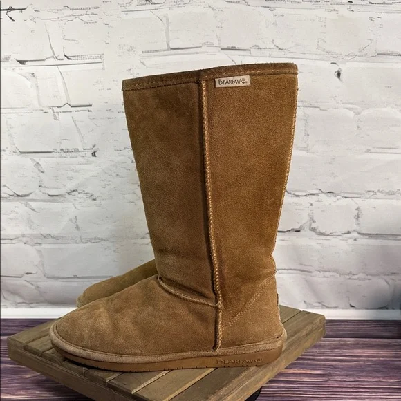 BearPaw Tan Suede Boots - Picture 4 of 10